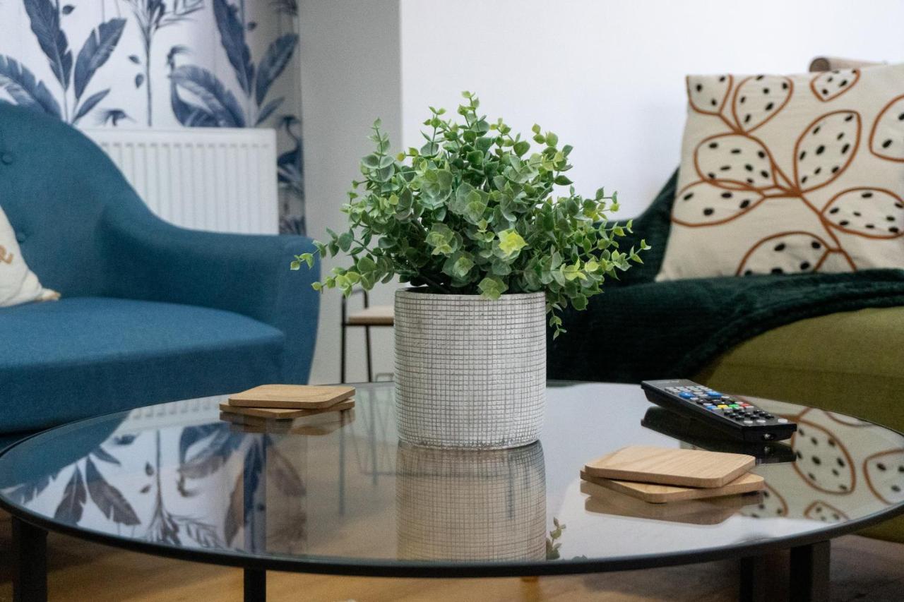 Heartland House, 7 Spacious Bedrooms Sleeps 4 Plus, Near Nec, Jlr,Bhx Birmingham Exteriör bild