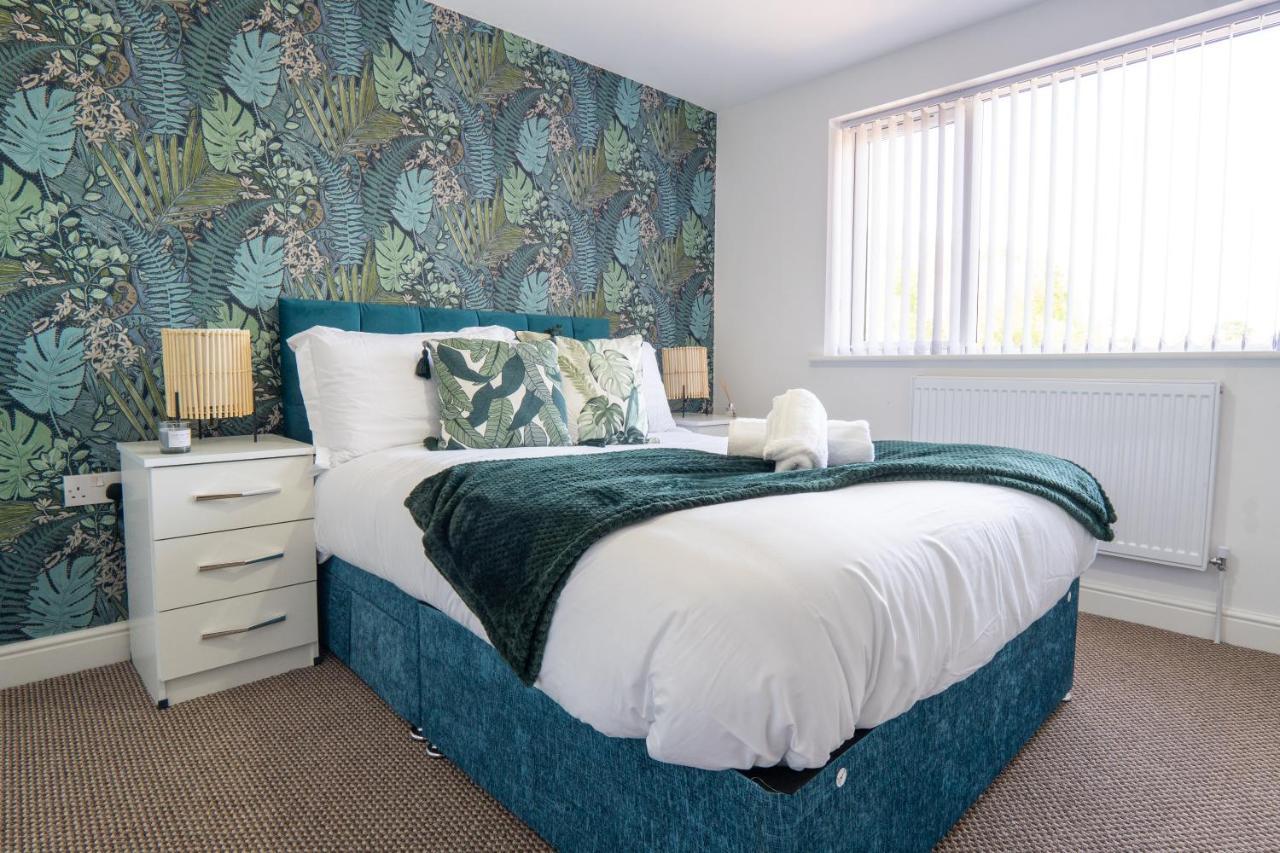 Heartland House, 7 Spacious Bedrooms Sleeps 4 Plus, Near Nec, Jlr,Bhx Birmingham Exteriör bild